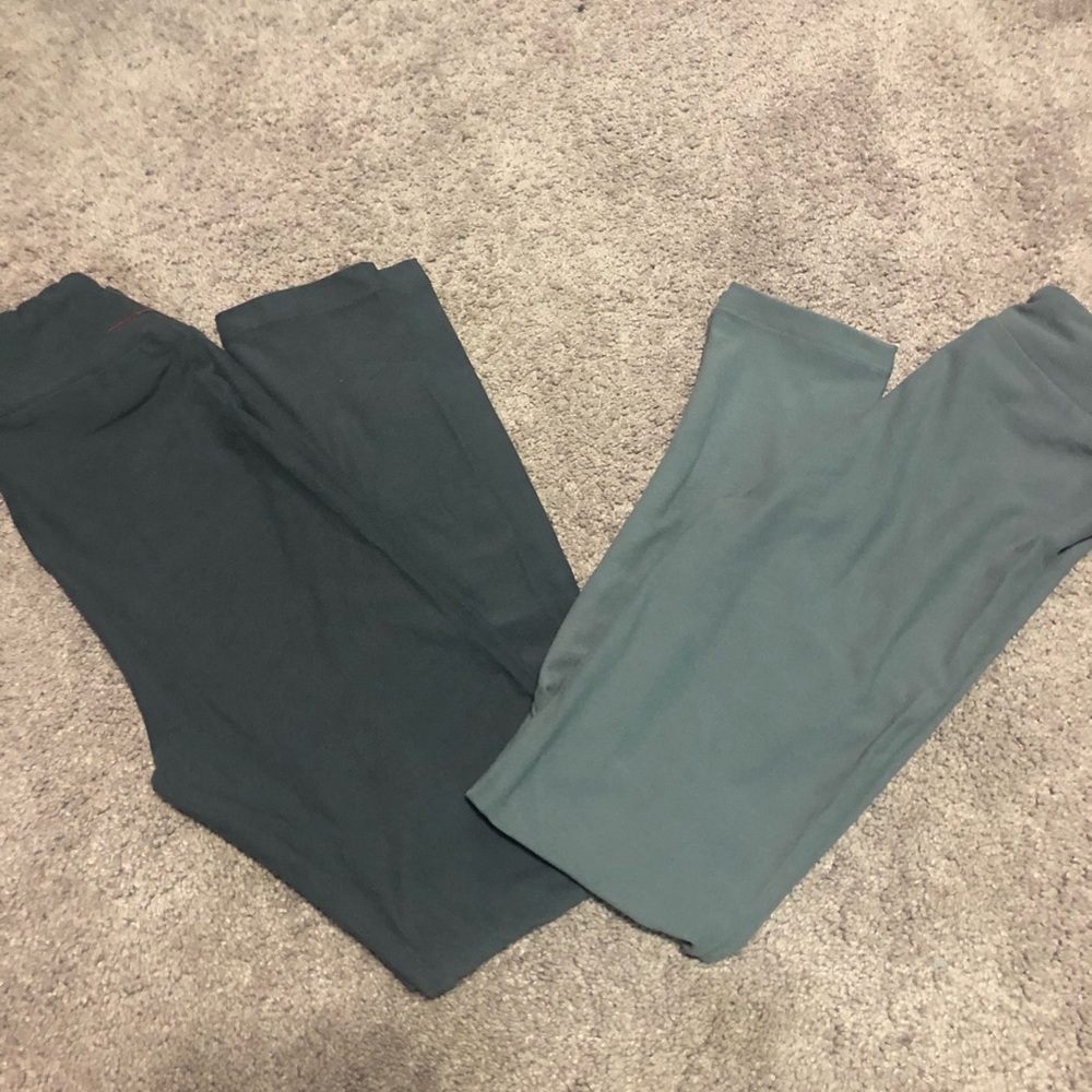 Two pairs of gray leggings kids